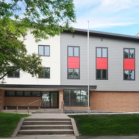 10Th Avenue House Hostel